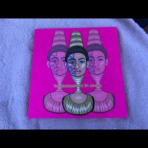 Juvias Place Masquerade Palette